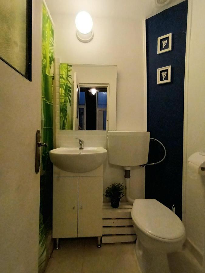 ブカレストCasa Liveniアパートメント エクステリア 写真