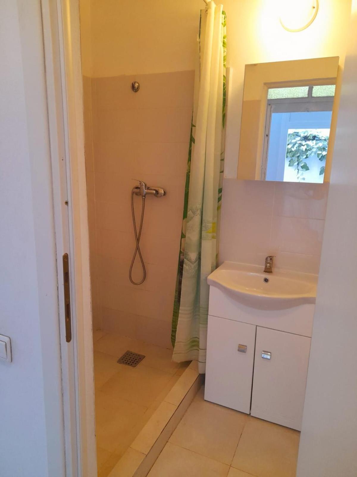 ブカレストCasa Liveniアパートメント エクステリア 写真